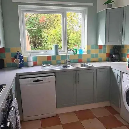 4-5 Bedroom 2 Bath Mobility Accessible * Guisborough