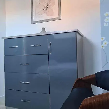 4-5 Bedroom 2 Bath Mobility Accessible Guisborough